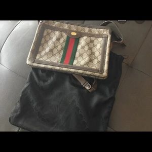 Gucci shoulder bag